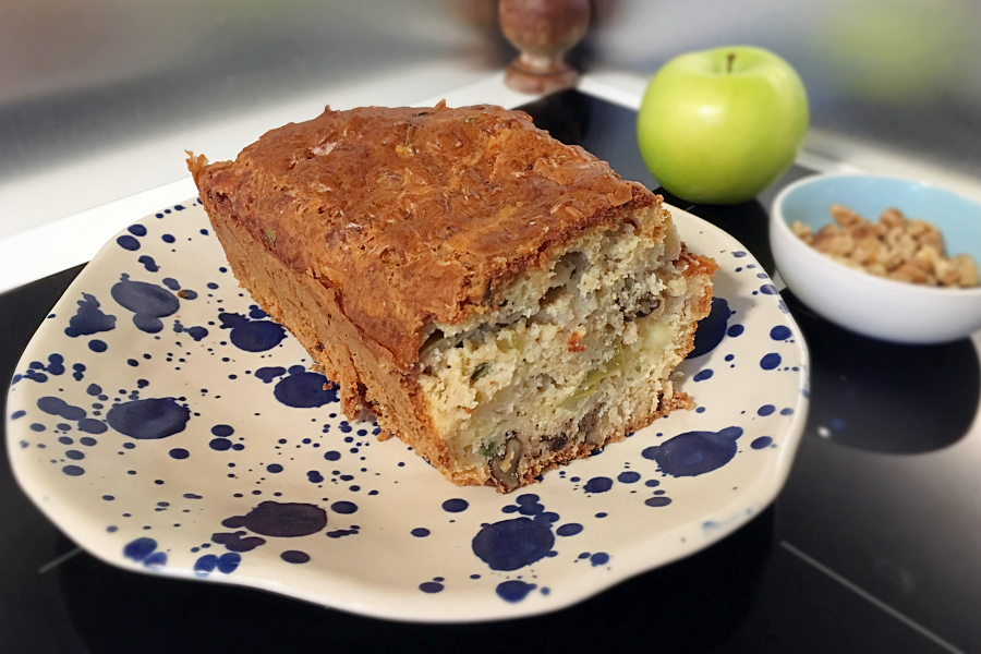 Cake Brie pomme verte et noix