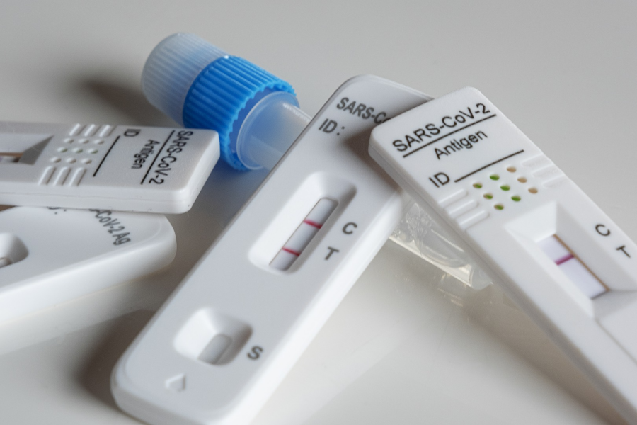 Covid-19 : le taux d'incidence poursuit sa baisse en Bretagne