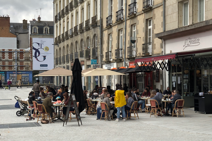 Place Saint Germain : à peine terminée, déjà adoptée !