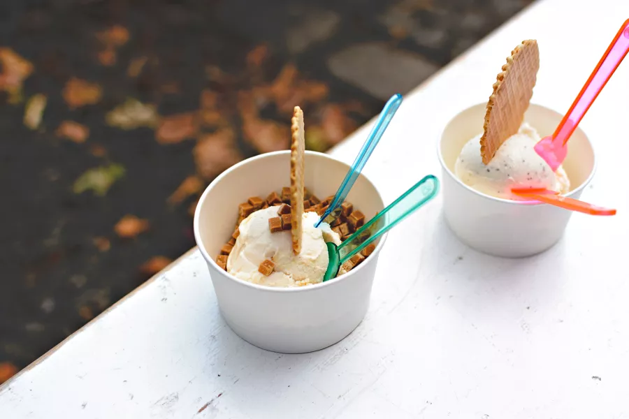 Glace à la vanille maison sans sorbetière, crémeuse et facile à préparer