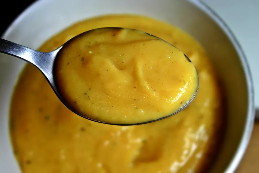 Soupe de chou-fleur au cumin : une recette crémeuse et épicée