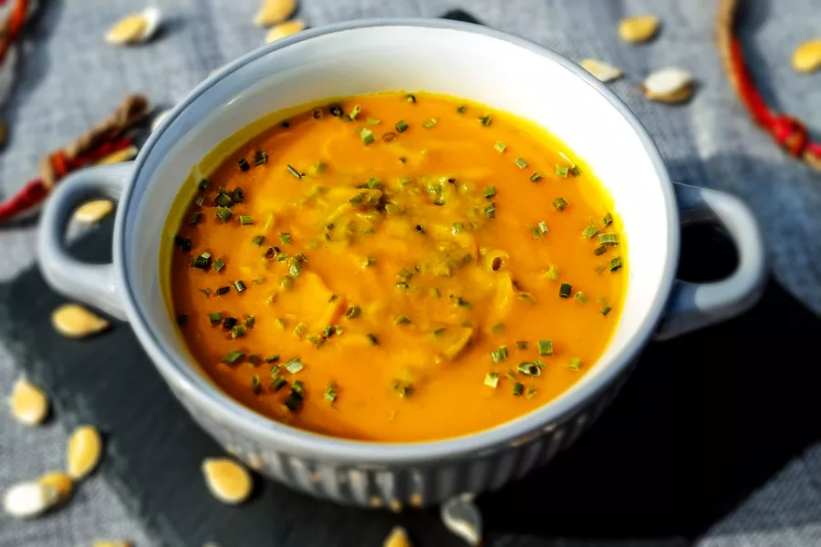 Soupe de courge butternut : une recette veloutée et réconfortante