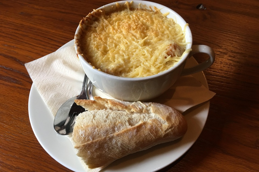 Soupe gratinée à l'oignon